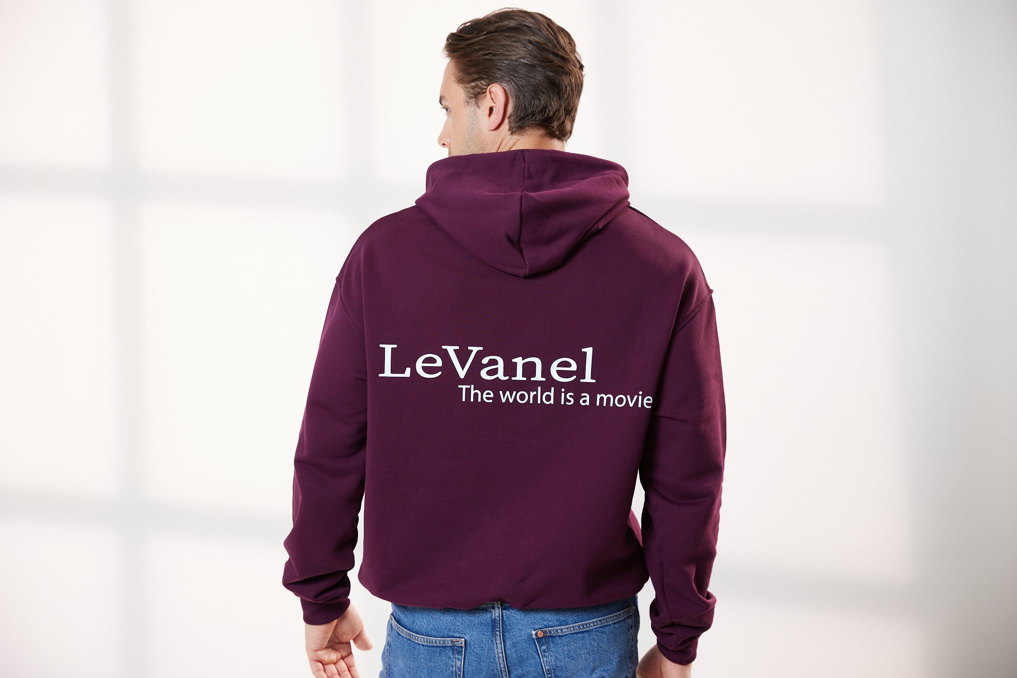 Herren Oversized Hoodie bordeauxrot - The world is a movie