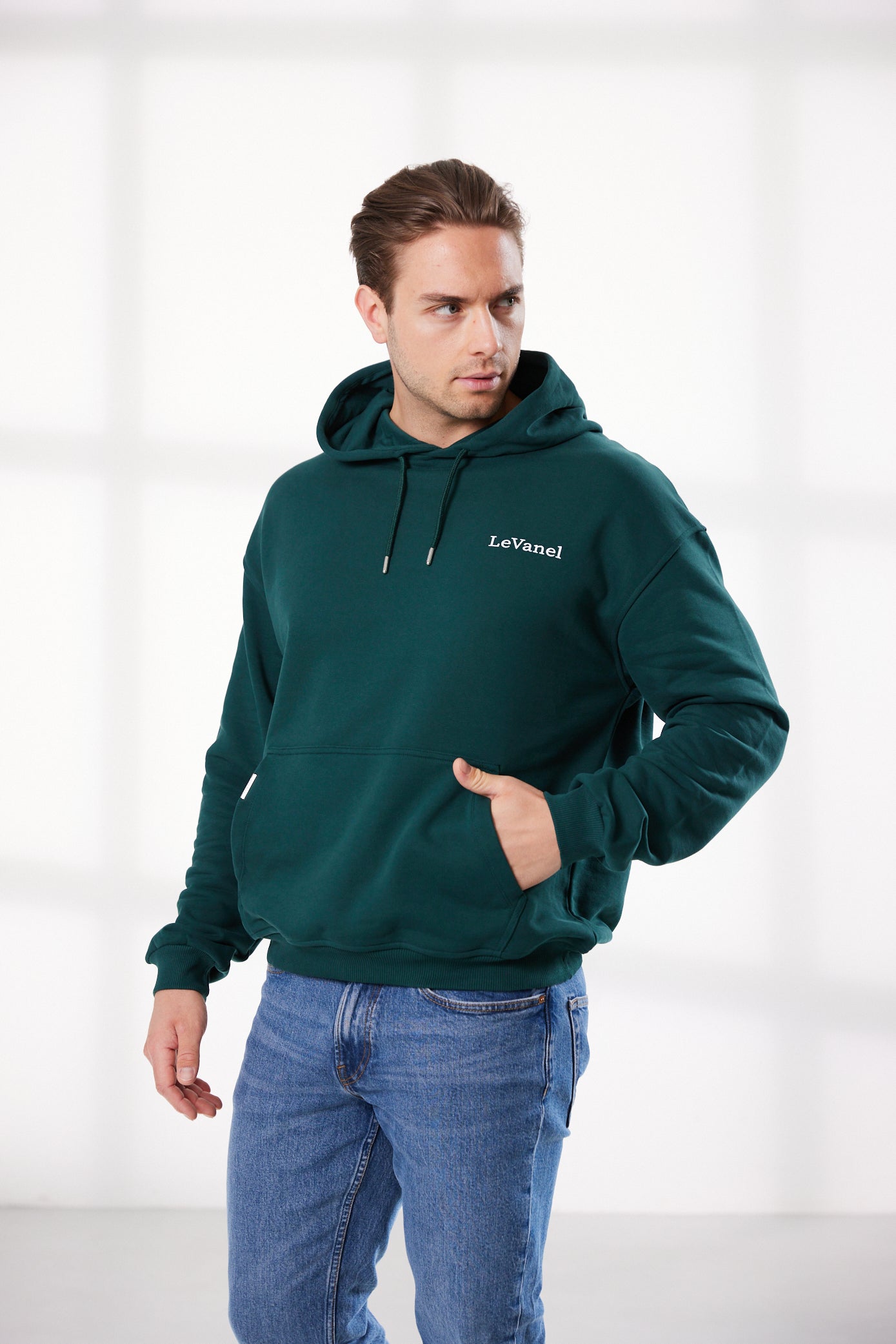 Herren Oversized Hoodie grün - The world is a Movie