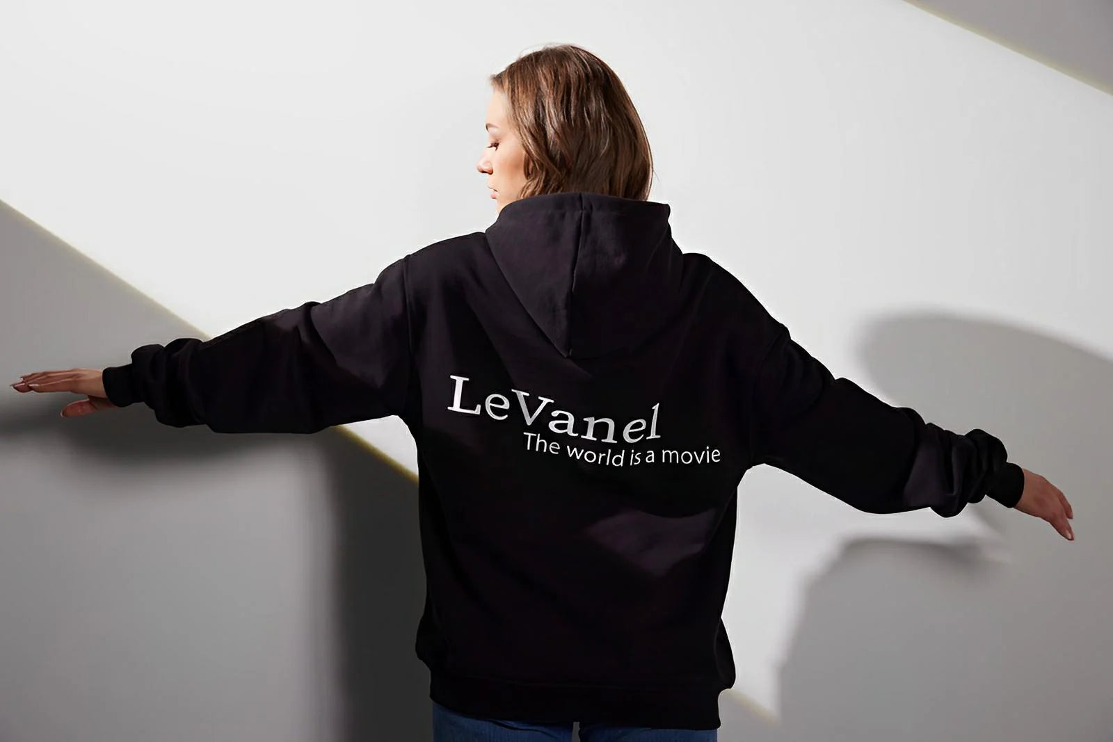 Damen Oversized Hoodie schwarz - The world is a movie